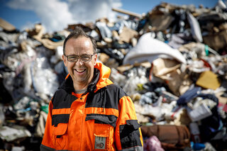 Reportage about Stig Kjellman who works at the recycling company Ekorosk. Published in JHL.